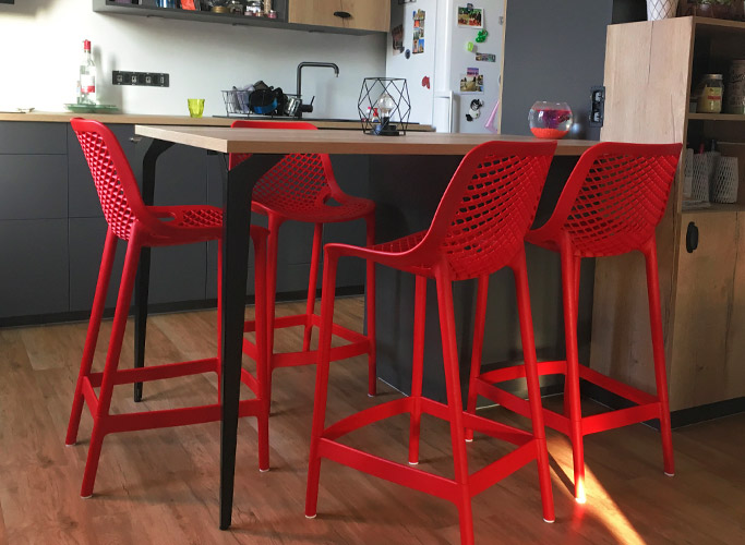 Tabouret à un pied ou à quatre pieds - Alterego Design