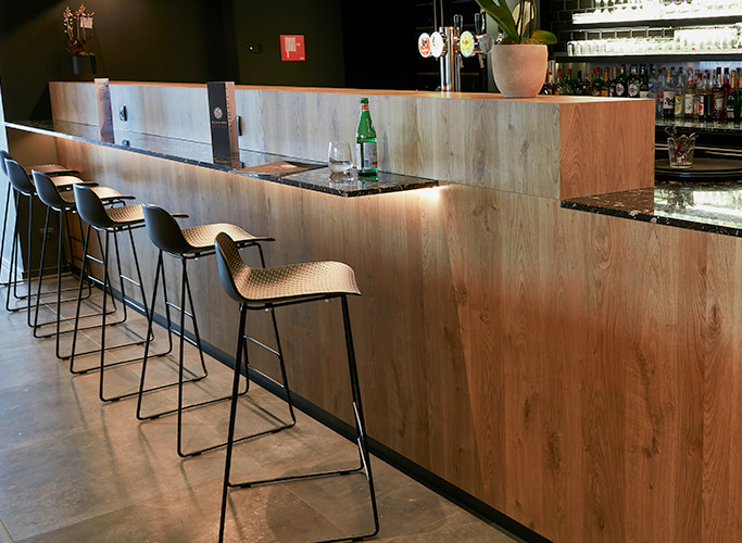 Hauteur des tabourets de bar - Alterego Design